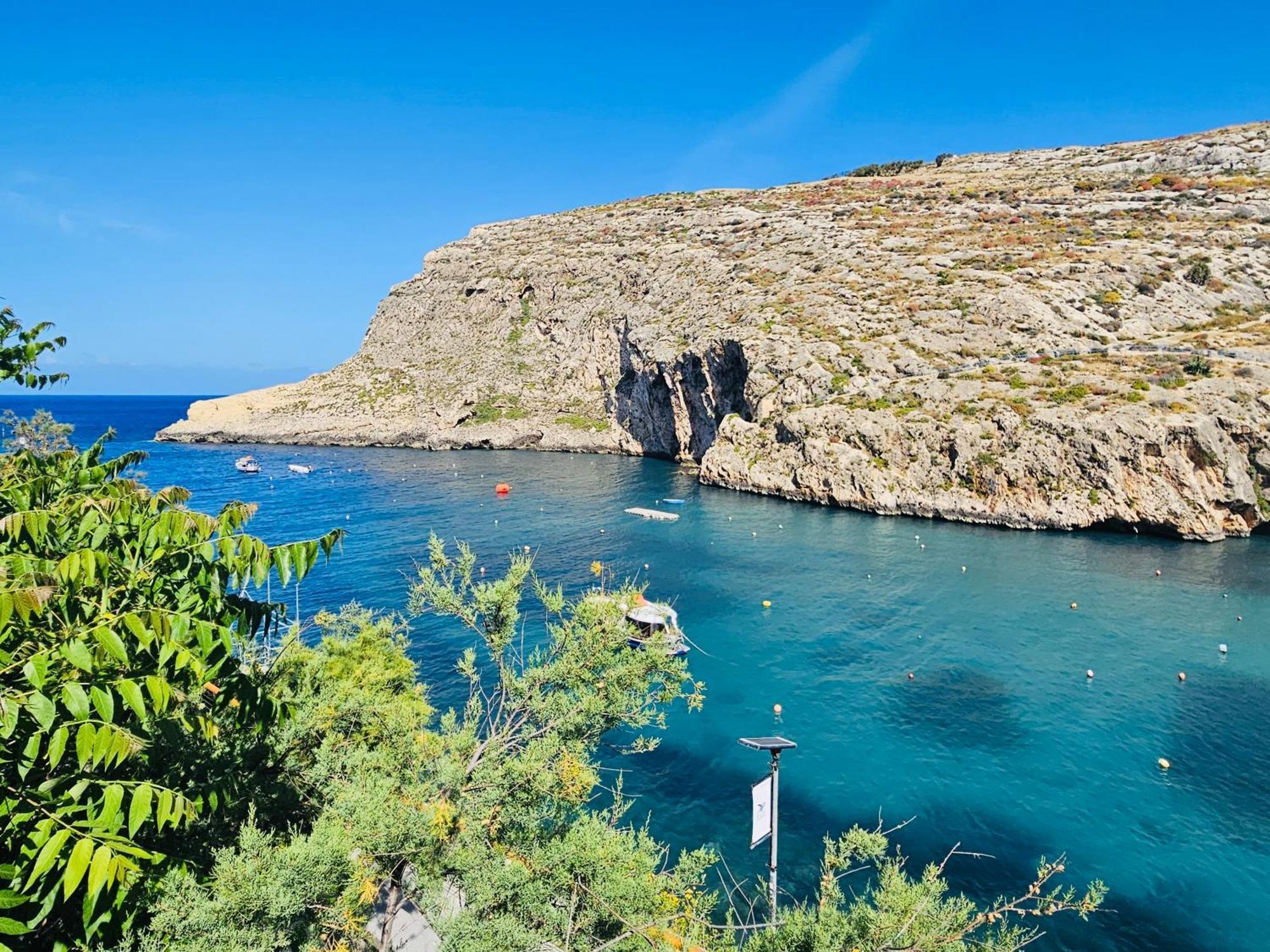 Seaside Apartment In The Heart Of Xlendi Gozo Esterno foto